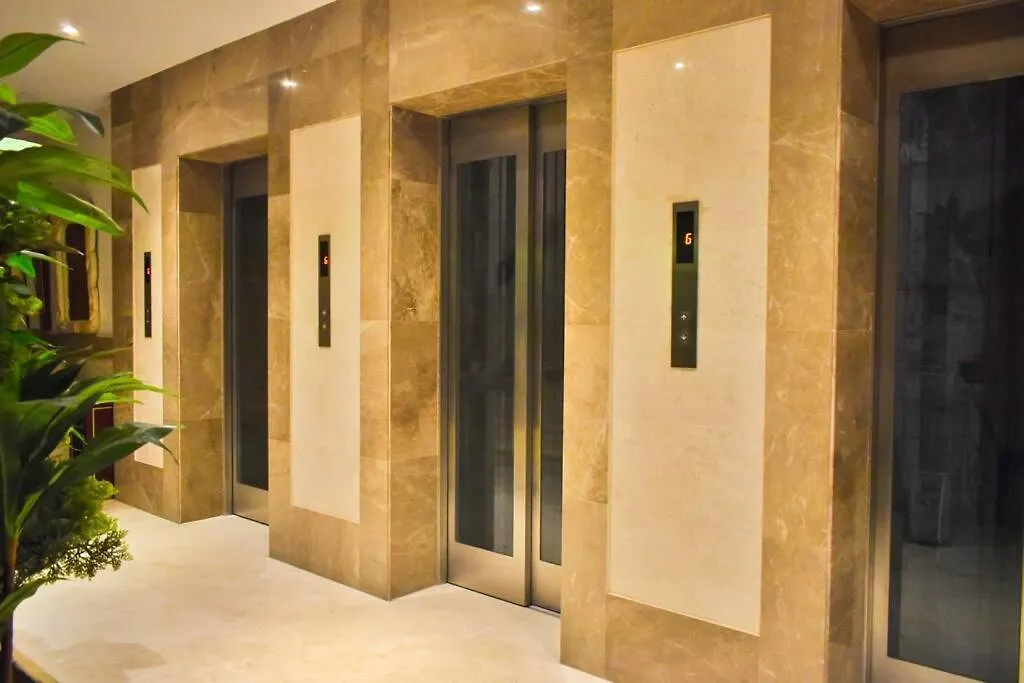 Apartment Chic/Elegant 4 Bedrooms… Jeddah Saudi Arabia