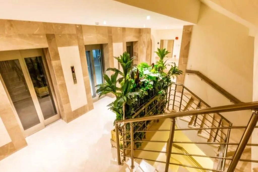 Chic/Elegant 4 Bedrooms… Jeddah Saudi Arabia