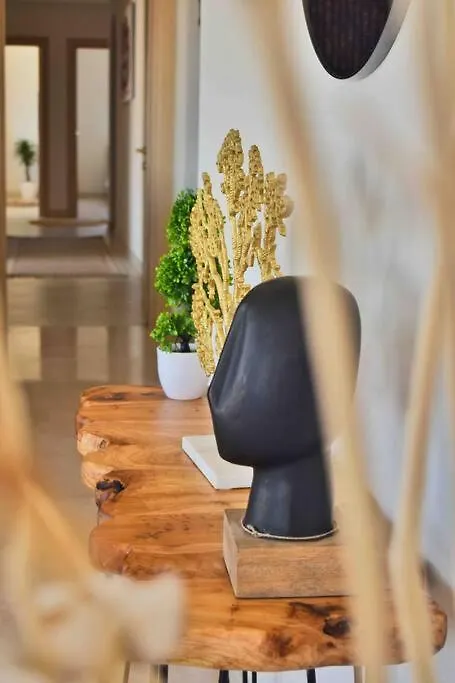 Chic/Elegant 4 Bedrooms… Jeddah 0*,  Saudi Arabia