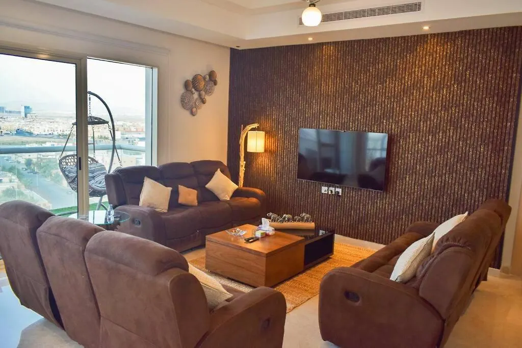 Apartment Chic/Elegant 4 Bedrooms… Jeddah Saudi Arabia