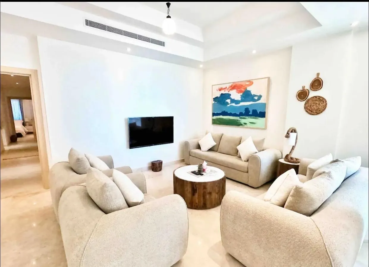 Apartment Chic/Elegant 4 Bedrooms… Jeddah